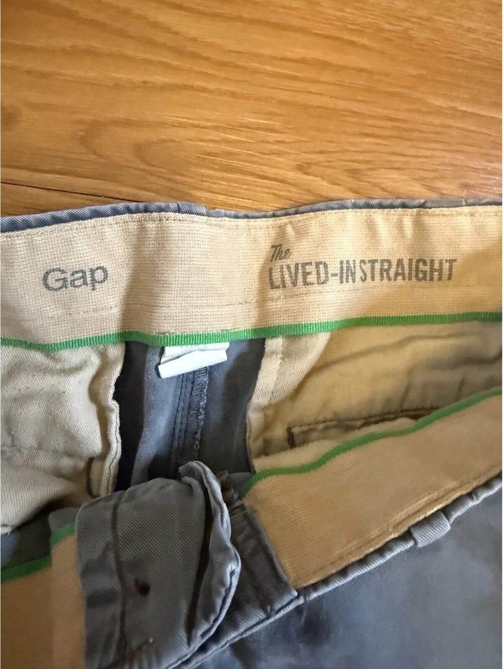 Gap Lived-In Straight 100% Cotton 31 x 30 Khakis